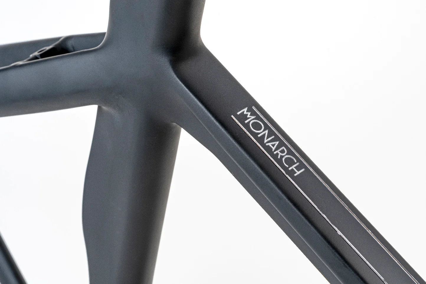 TYRANT MONARCH SATIN BLACK - Image 4